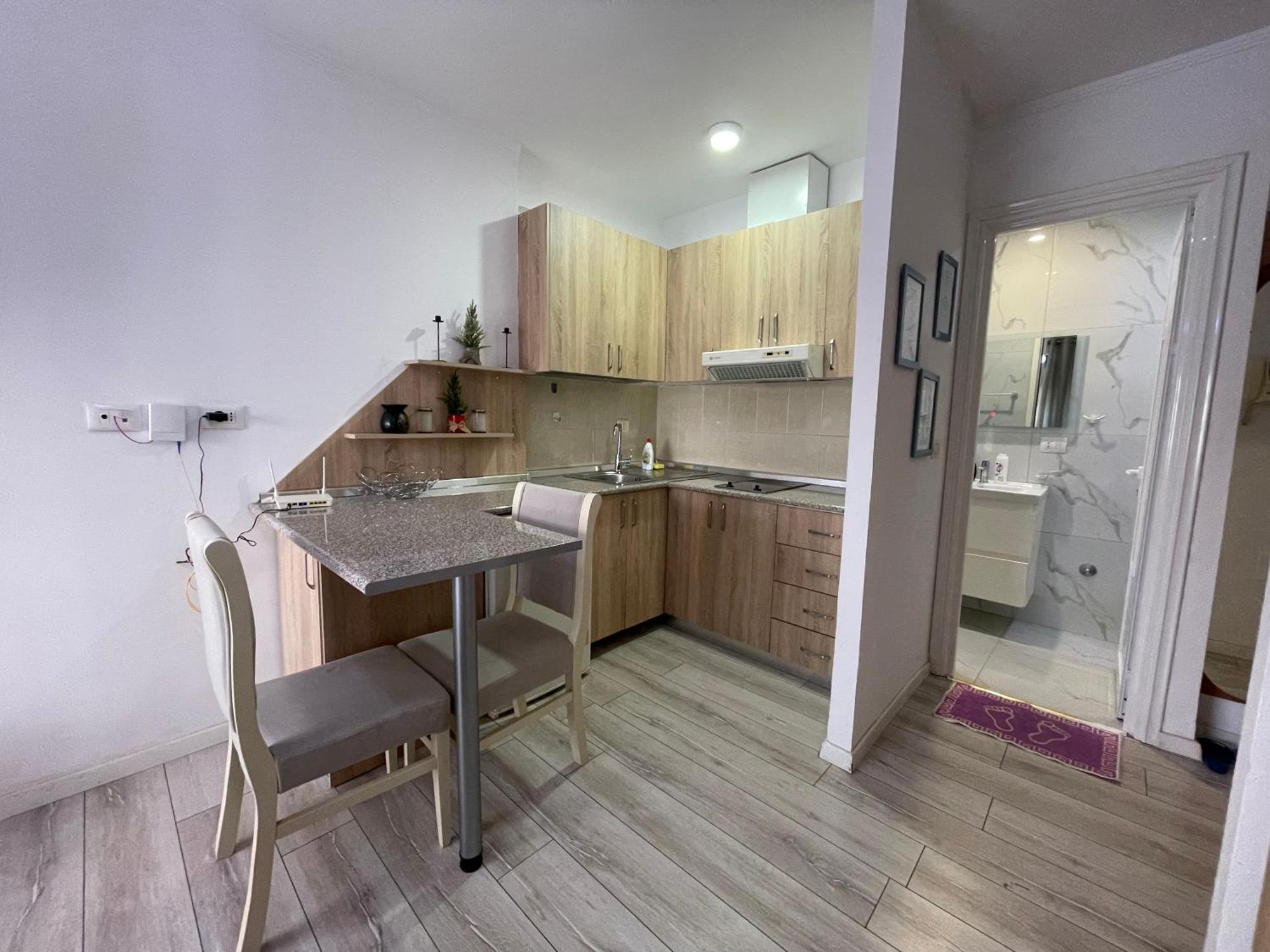 Downtown Modern Studio Apartment Tirana Kültér fotó