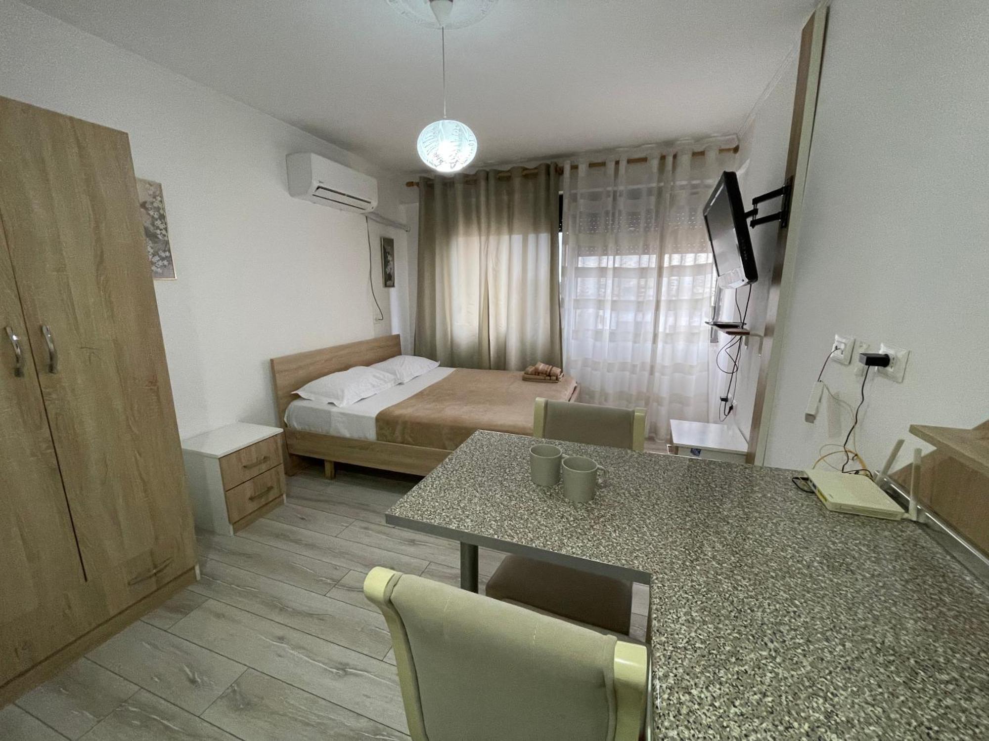 Downtown Modern Studio Apartment Tirana Kültér fotó